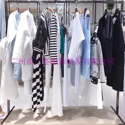 時(shí)尚商機(jī) 愛(ài)美斯新款女裝雙面呢馬甲針織套裝批發(fā)解析